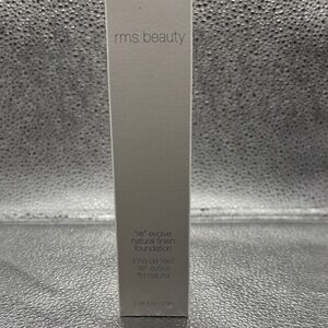 RMS Beauty Evolve foundation color 22. New